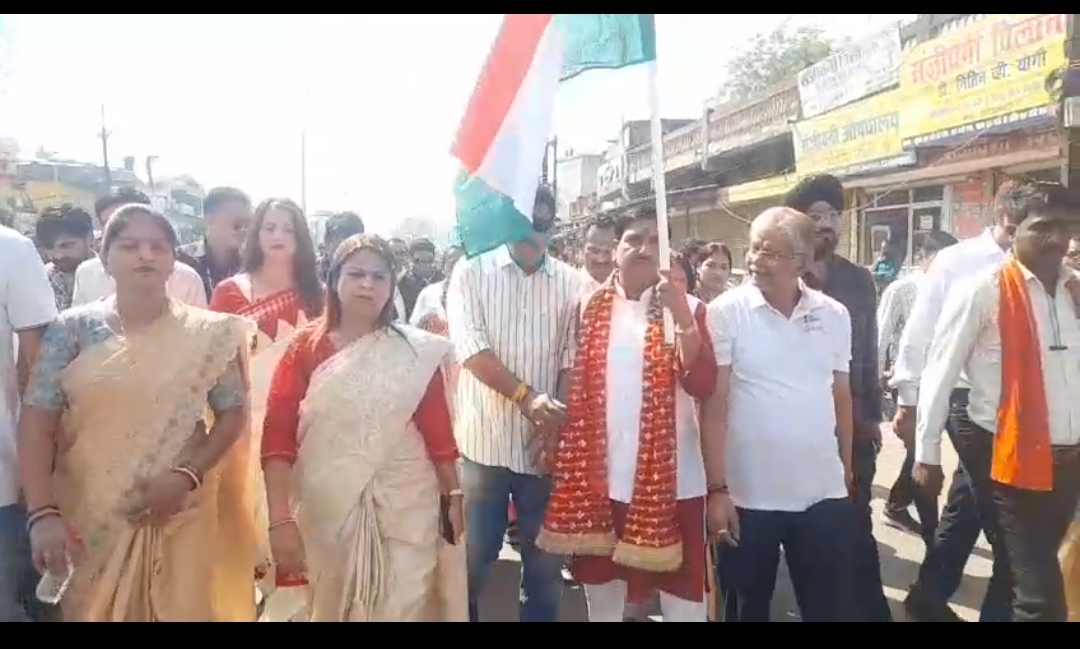 Screenshot_2025-11-11-19-03-32-857_com.whatsapp-edit