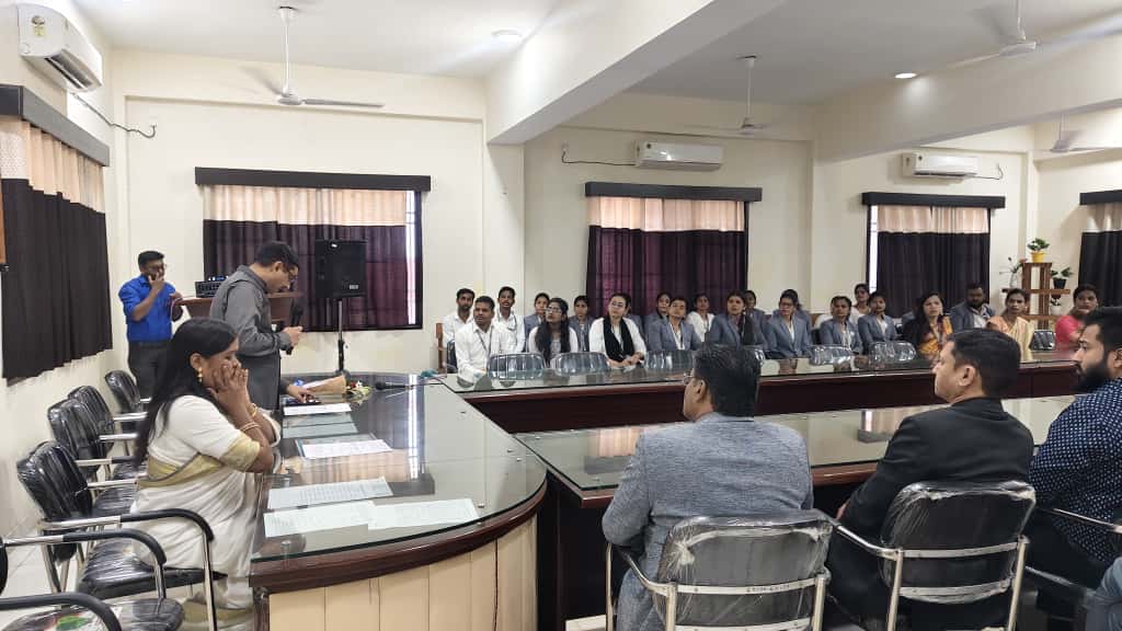 WhatsApp Image 2025-11-09 at 08.09.49_98fb5fb1