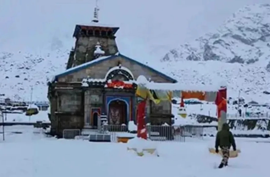 2025-12-01-10-00-08-1-12~2