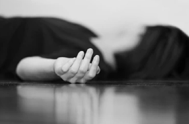 2025_10image_14_24_172853390girl