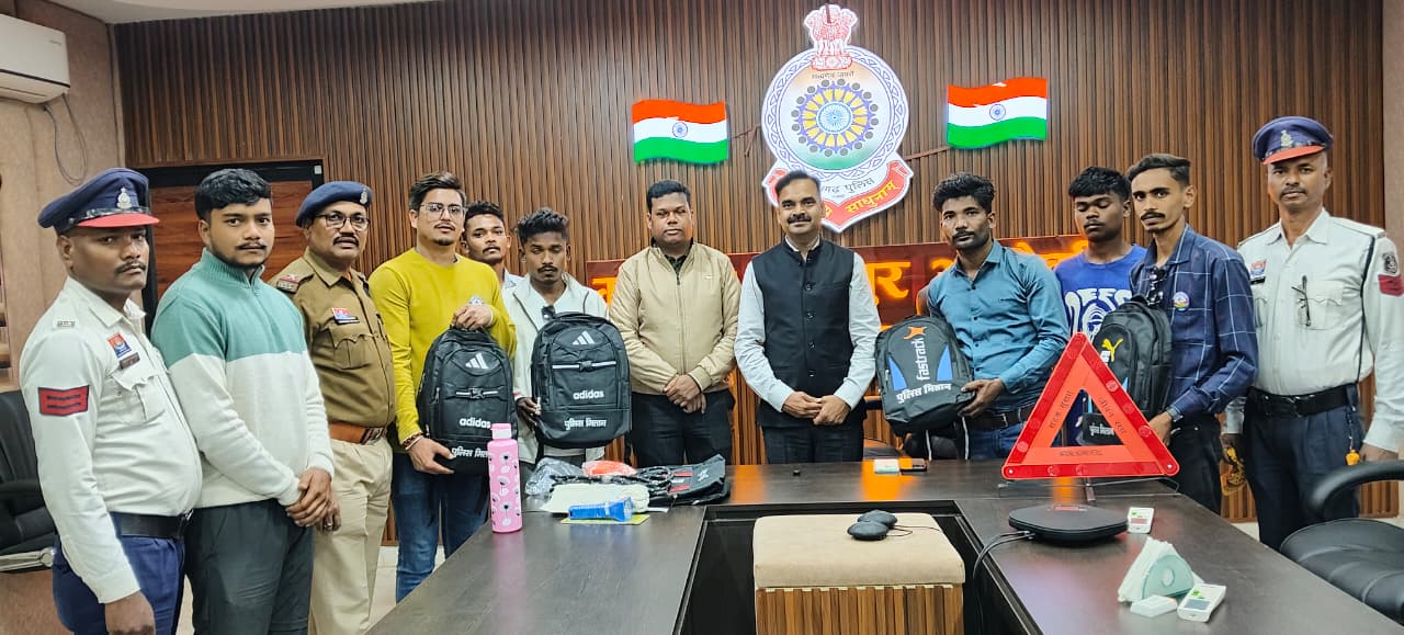 WhatsApp Image 2025-12-16 at 10.50.21_e6e3adbd