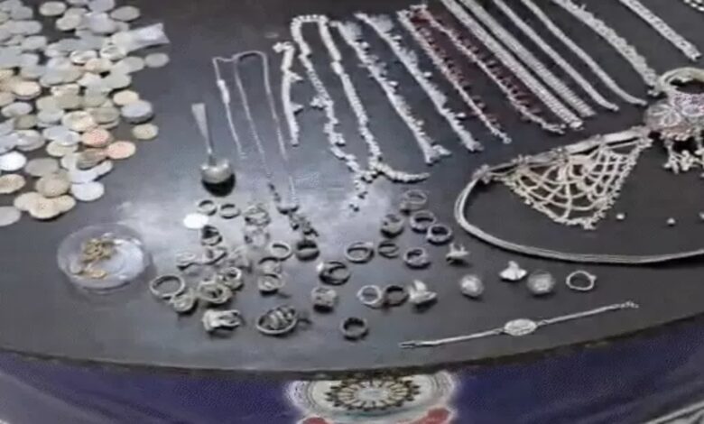 image-2025-12-10T114321.033-780x470