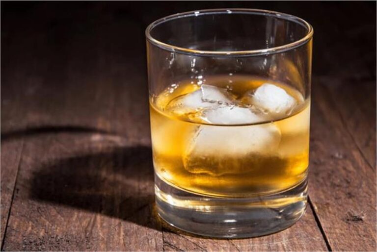 2026_1image_11_29_544693464alcohol-ll